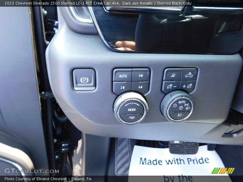 Controls of 2023 Silverado 1500 Sherrod LZ-1 RST Crew Cab 4x4