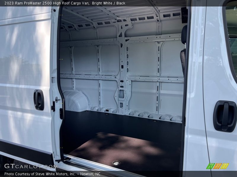 Bright White / Black 2023 Ram ProMaster 2500 High Roof Cargo Van