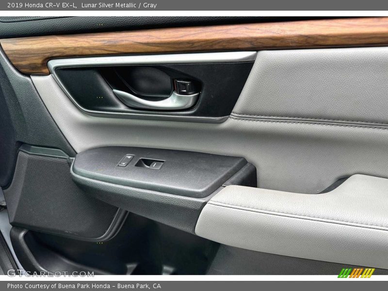 Lunar Silver Metallic / Gray 2019 Honda CR-V EX-L