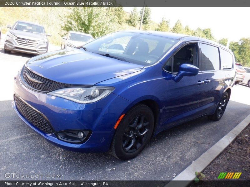 Ocean Blue Metallic / Black 2020 Chrysler Pacifica Touring