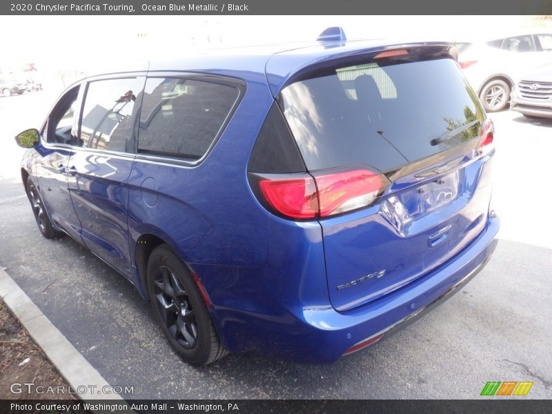 Ocean Blue Metallic / Black 2020 Chrysler Pacifica Touring