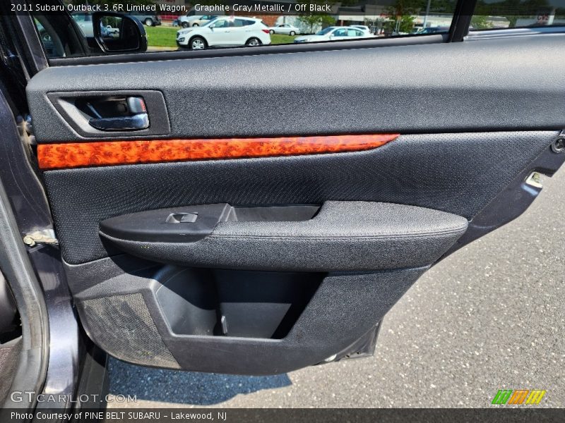 Door Panel of 2011 Outback 3.6R Limited Wagon