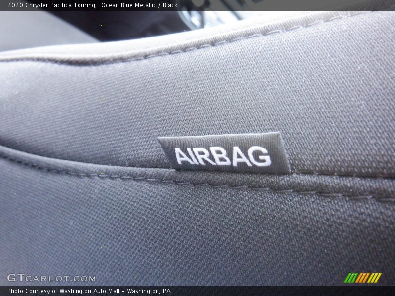 Ocean Blue Metallic / Black 2020 Chrysler Pacifica Touring
