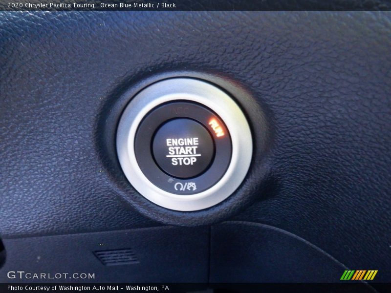 Ocean Blue Metallic / Black 2020 Chrysler Pacifica Touring