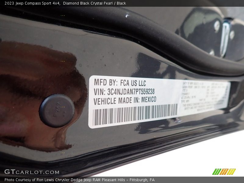 Diamond Black Crystal Pearl / Black 2023 Jeep Compass Sport 4x4