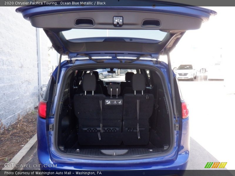 Ocean Blue Metallic / Black 2020 Chrysler Pacifica Touring