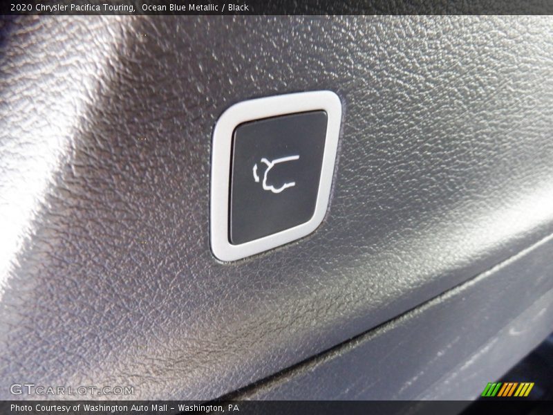 Ocean Blue Metallic / Black 2020 Chrysler Pacifica Touring