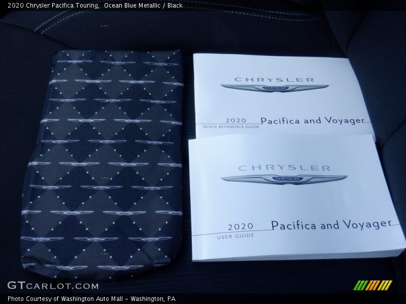Ocean Blue Metallic / Black 2020 Chrysler Pacifica Touring