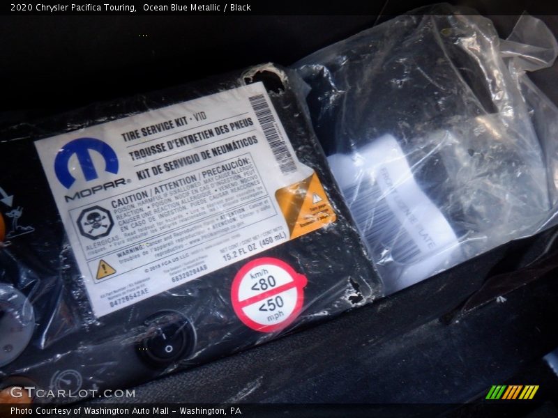 Ocean Blue Metallic / Black 2020 Chrysler Pacifica Touring