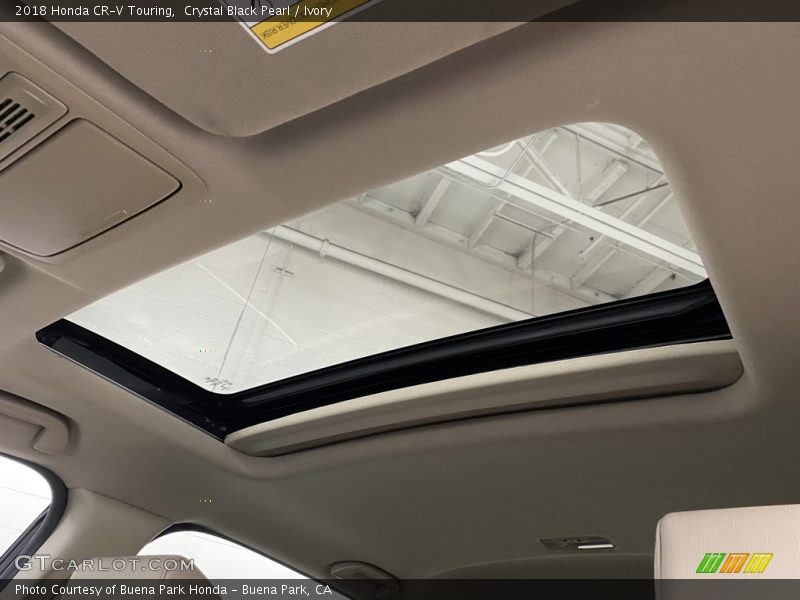 Sunroof of 2018 CR-V Touring