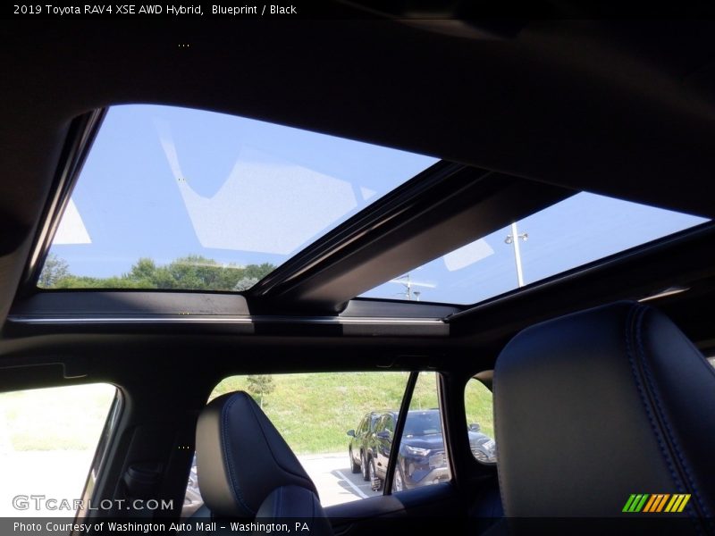 Sunroof of 2019 RAV4 XSE AWD Hybrid
