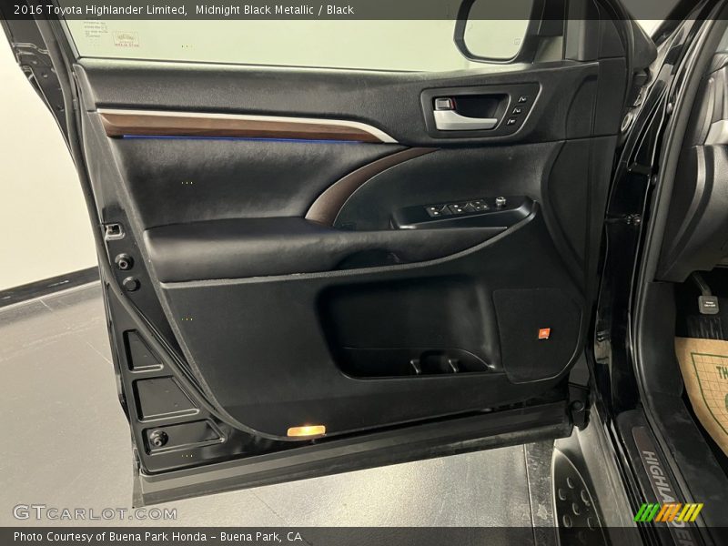 Door Panel of 2016 Highlander Limited