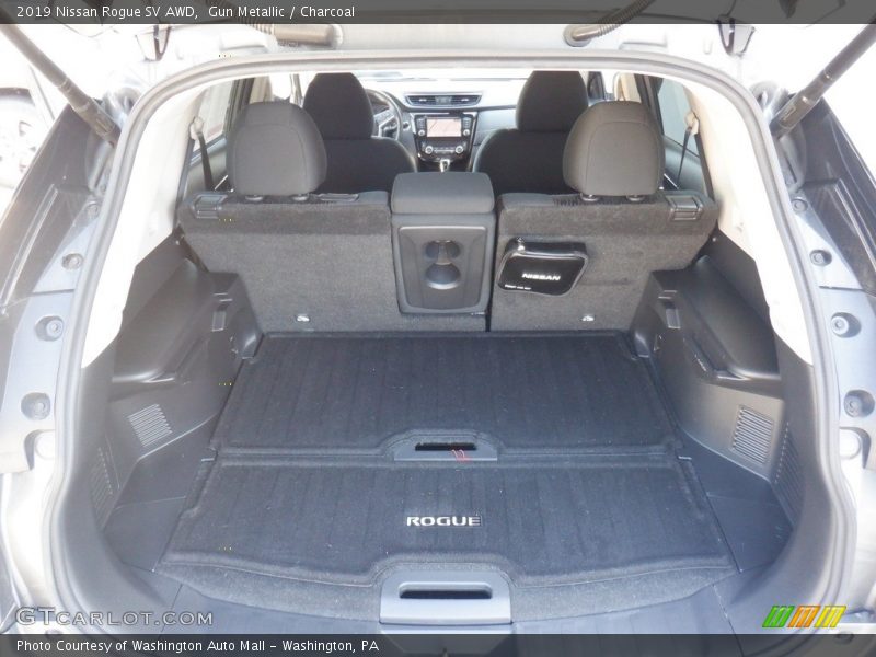  2019 Rogue SV AWD Trunk