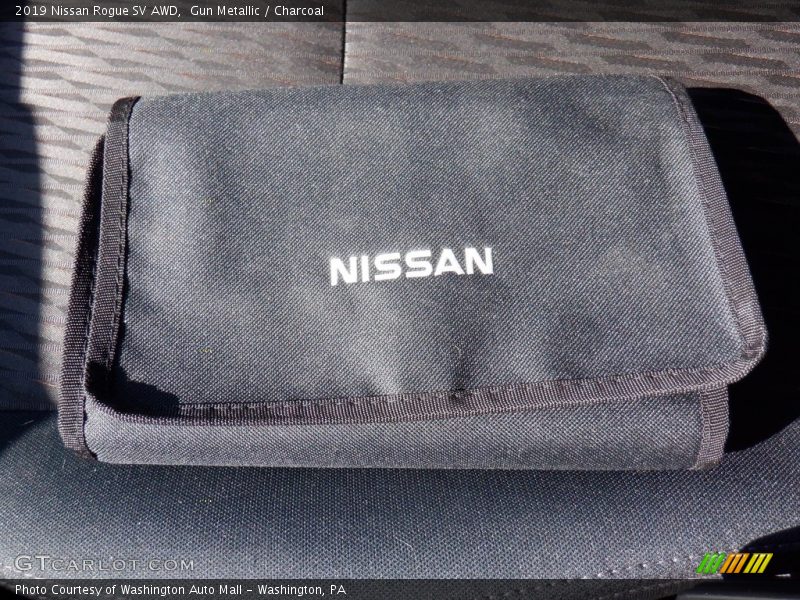Gun Metallic / Charcoal 2019 Nissan Rogue SV AWD