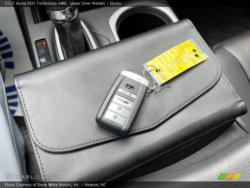 Keys of 2017 RDX Technology AWD