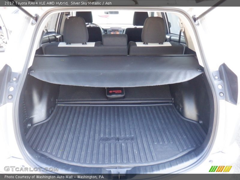 Silver Sky Metallic / Ash 2017 Toyota RAV4 XLE AWD Hybrid