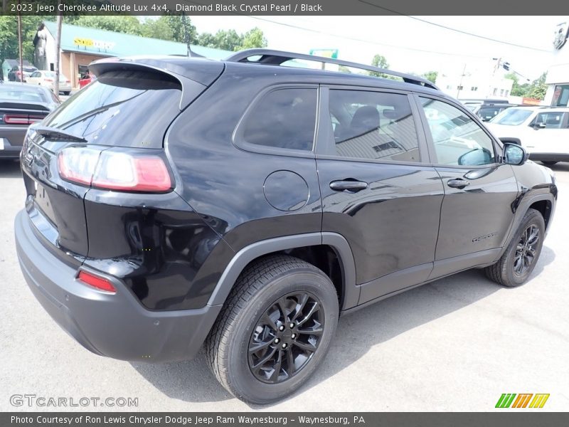 Diamond Black Crystal Pearl / Black 2023 Jeep Cherokee Altitude Lux 4x4