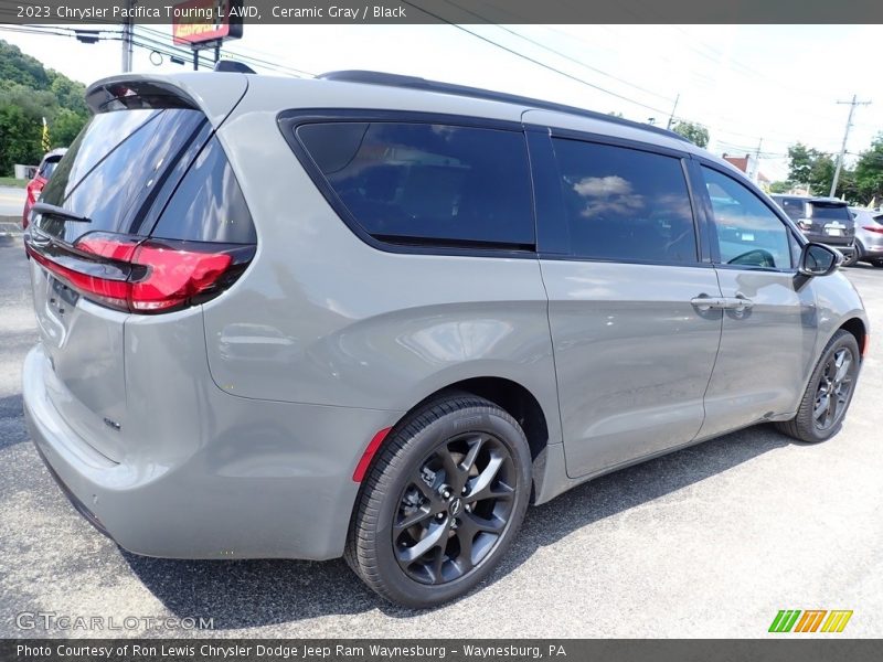 Ceramic Gray / Black 2023 Chrysler Pacifica Touring L AWD