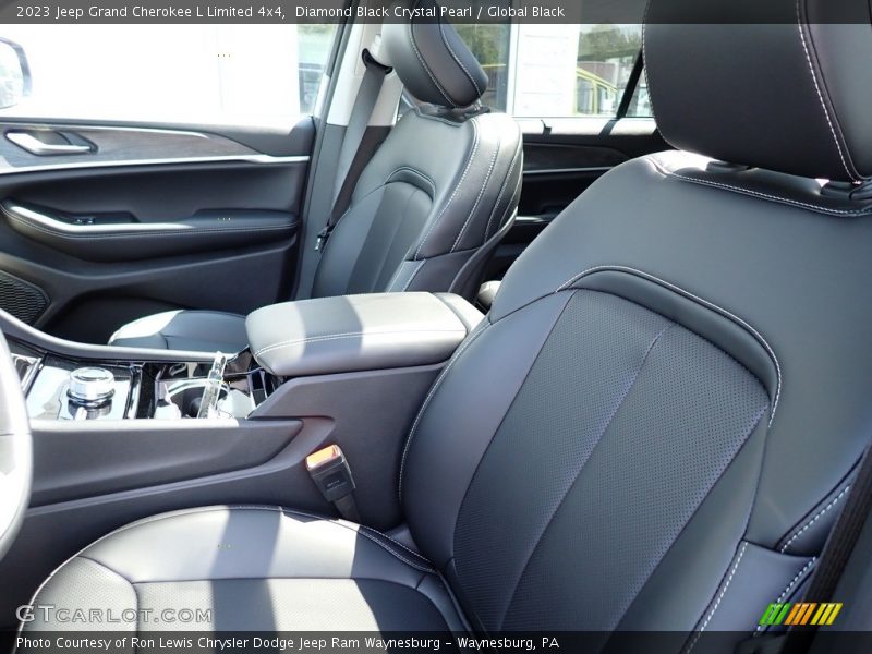 Diamond Black Crystal Pearl / Global Black 2023 Jeep Grand Cherokee L Limited 4x4