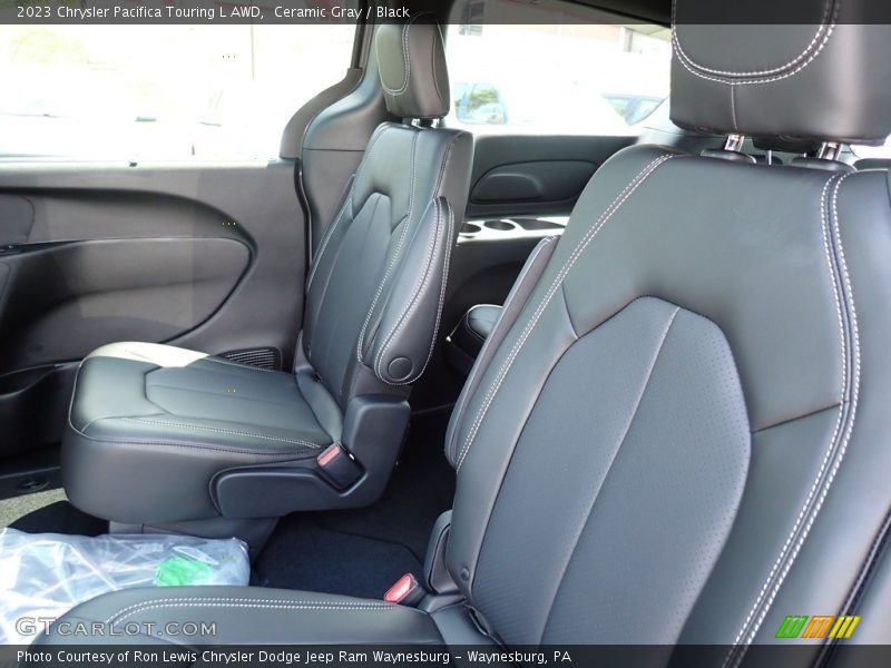 Ceramic Gray / Black 2023 Chrysler Pacifica Touring L AWD