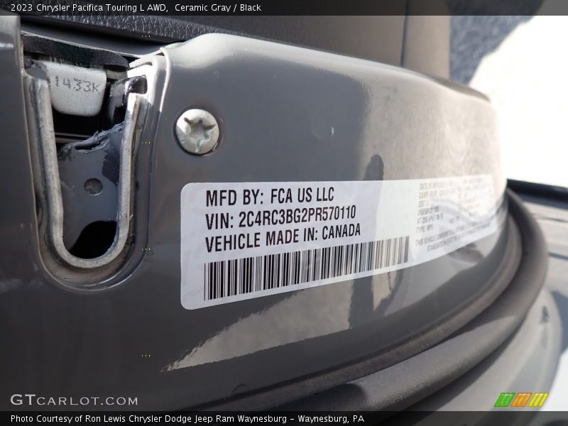 Ceramic Gray / Black 2023 Chrysler Pacifica Touring L AWD