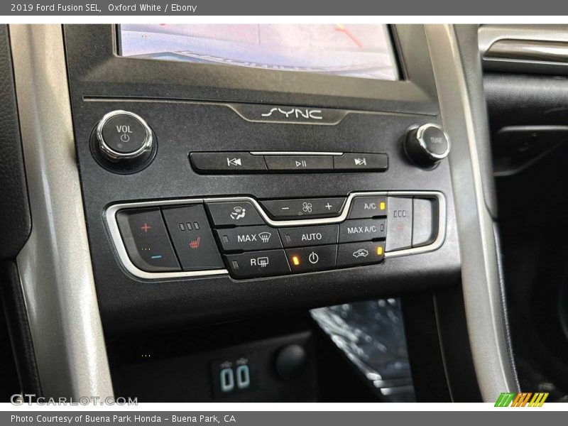 Controls of 2019 Fusion SEL