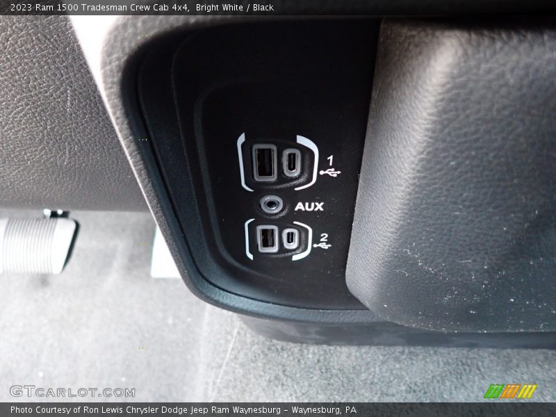 Bright White / Black 2023 Ram 1500 Tradesman Crew Cab 4x4