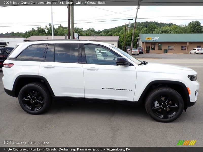 Bright White / Global Black 2023 Jeep Grand Cherokee Limited 4x4