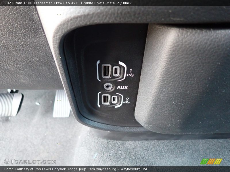 Granite Crystal Metallic / Black 2023 Ram 1500 Tradesman Crew Cab 4x4