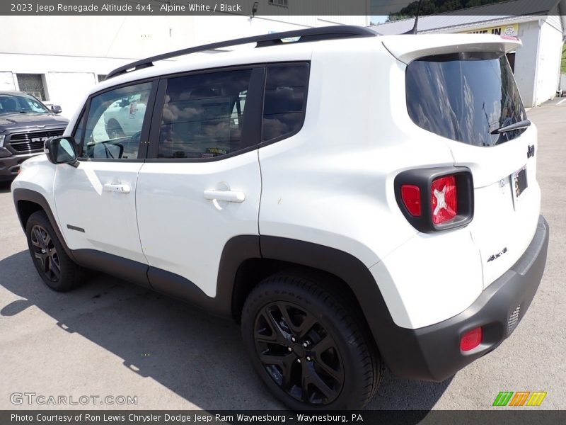 Alpine White / Black 2023 Jeep Renegade Altitude 4x4