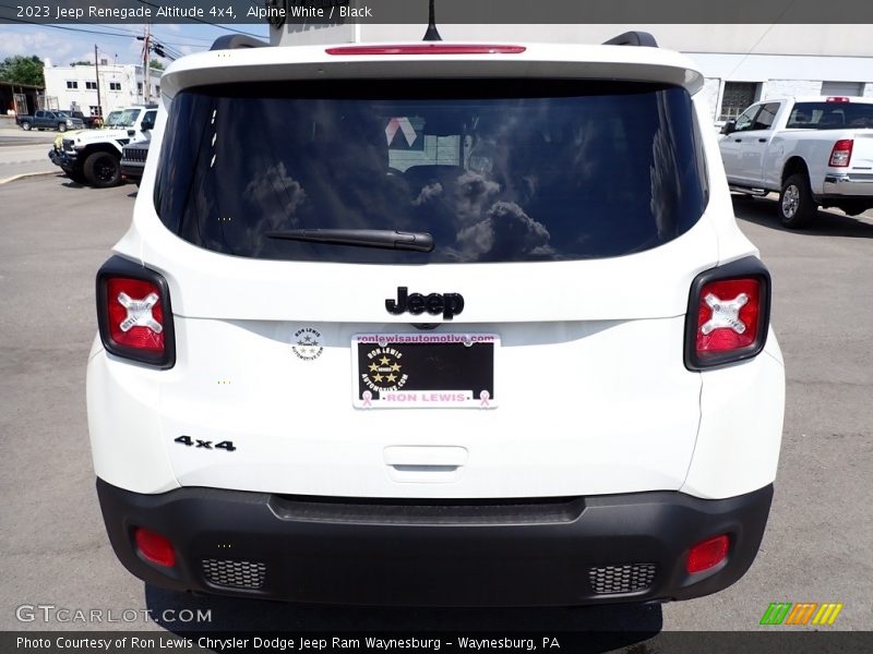 Alpine White / Black 2023 Jeep Renegade Altitude 4x4