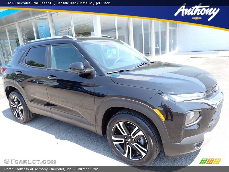 Mosaic Black Metallic / Jet Black 2023 Chevrolet TrailBlazer LT