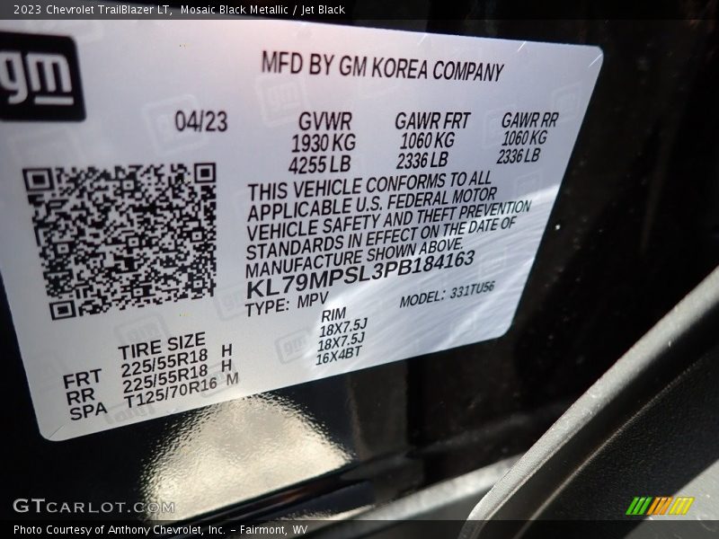Mosaic Black Metallic / Jet Black 2023 Chevrolet TrailBlazer LT