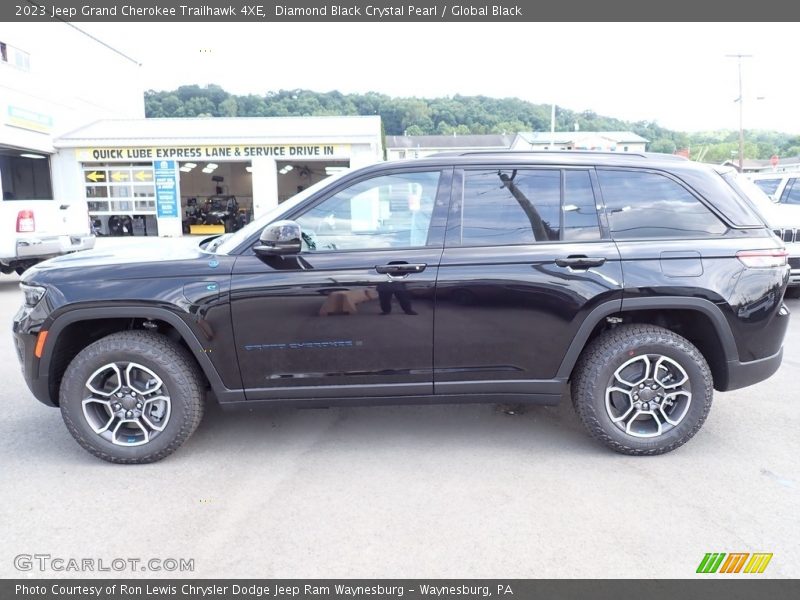  2023 Grand Cherokee Trailhawk 4XE Diamond Black Crystal Pearl