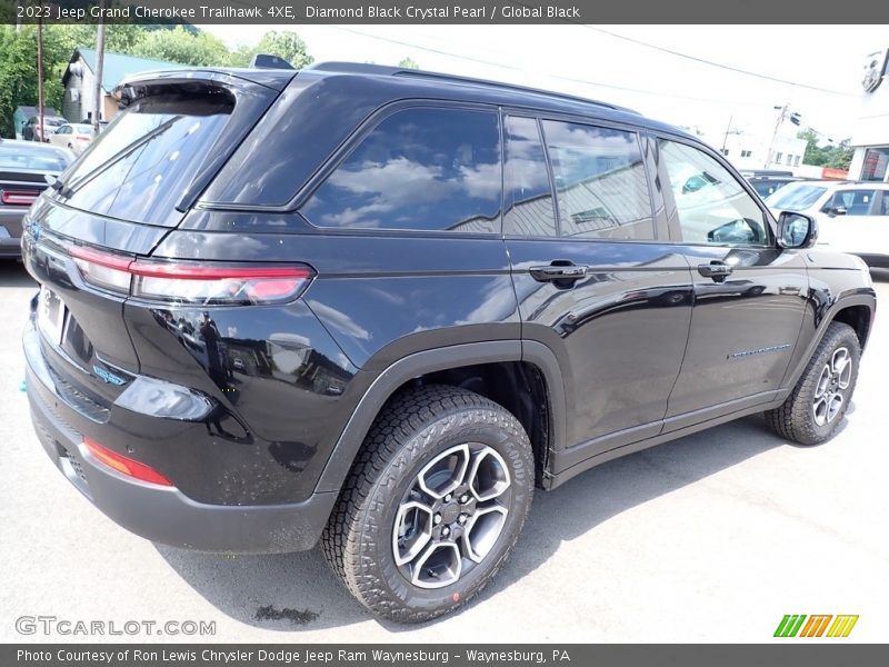 Diamond Black Crystal Pearl / Global Black 2023 Jeep Grand Cherokee Trailhawk 4XE