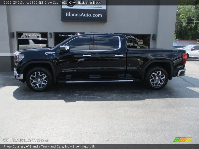 Onyx Black / Jet Black 2022 GMC Sierra 1500 SLT Crew Cab 4WD