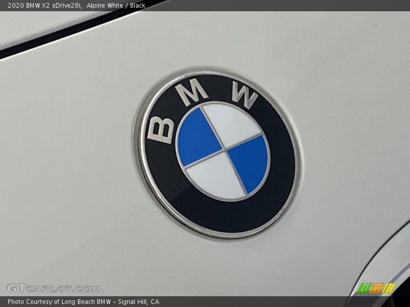 Alpine White / Black 2020 BMW X2 sDrive28i