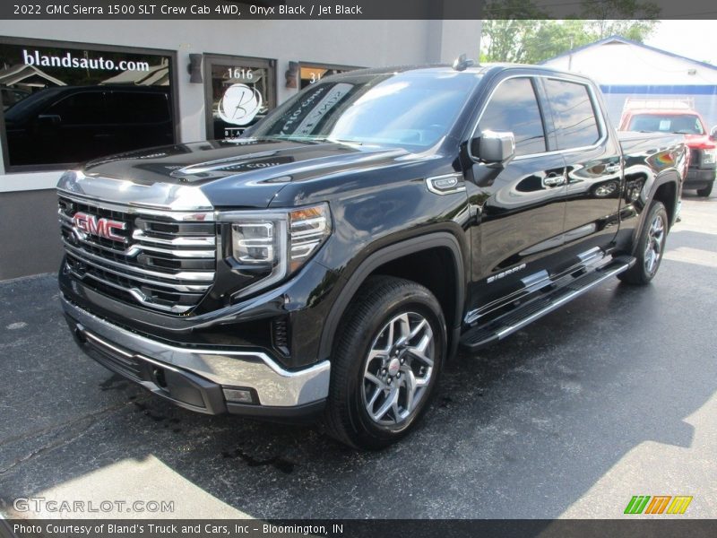 Onyx Black / Jet Black 2022 GMC Sierra 1500 SLT Crew Cab 4WD