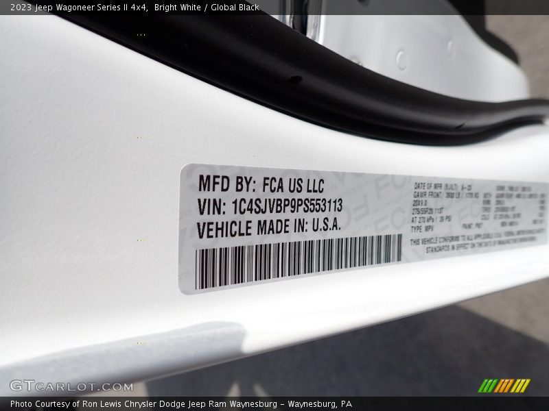 Bright White / Global Black 2023 Jeep Wagoneer Series II 4x4