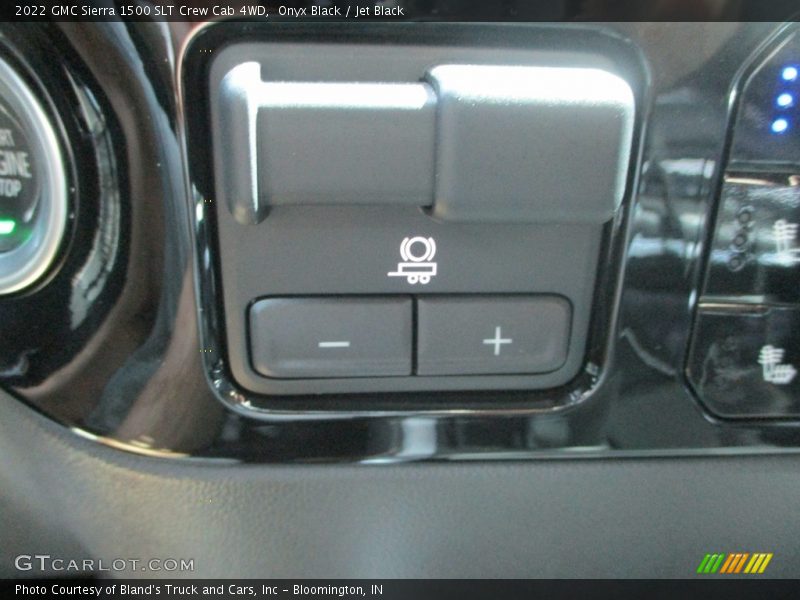 Onyx Black / Jet Black 2022 GMC Sierra 1500 SLT Crew Cab 4WD