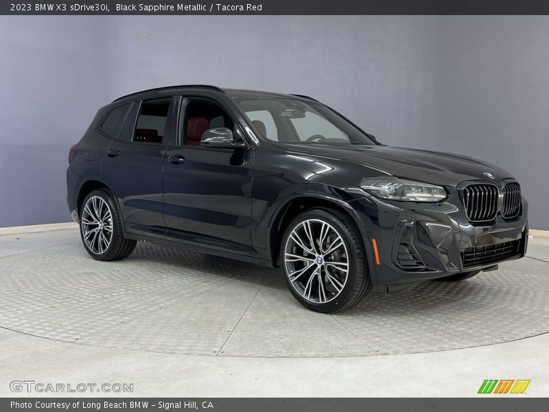 Front 3/4 View of 2023 X3 sDrive30i