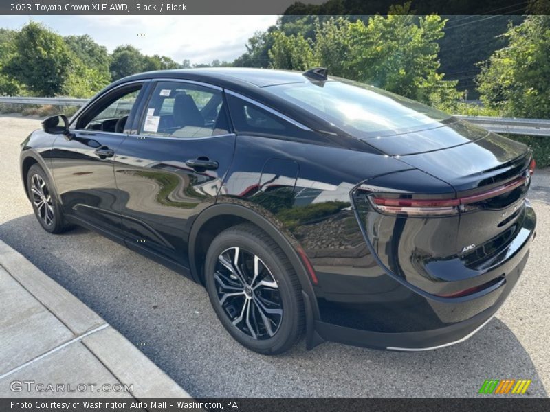 Black / Black 2023 Toyota Crown XLE AWD