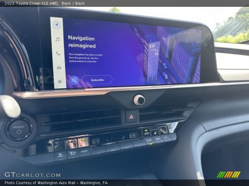 Black / Black 2023 Toyota Crown XLE AWD