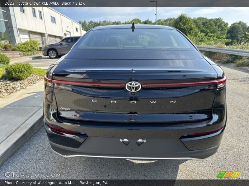  2023 Crown XLE AWD Black