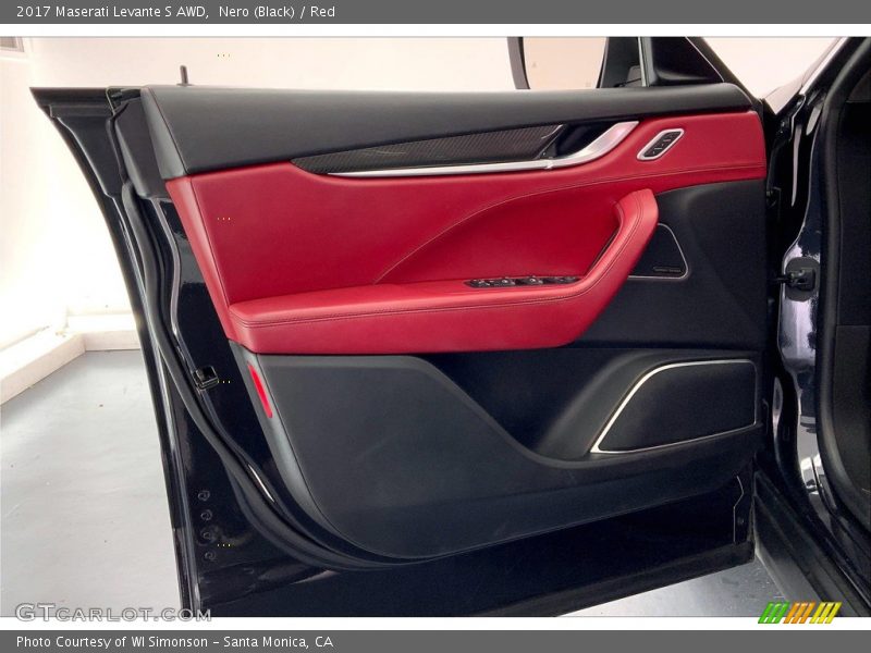 Door Panel of 2017 Levante S AWD