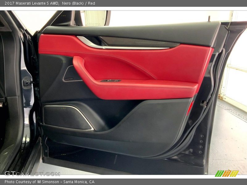 Door Panel of 2017 Levante S AWD