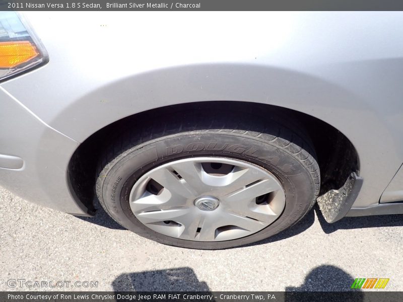 Brilliant Silver Metallic / Charcoal 2011 Nissan Versa 1.8 S Sedan