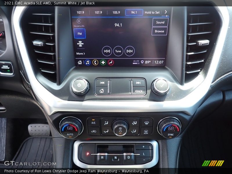 Controls of 2021 Acadia SLE AWD