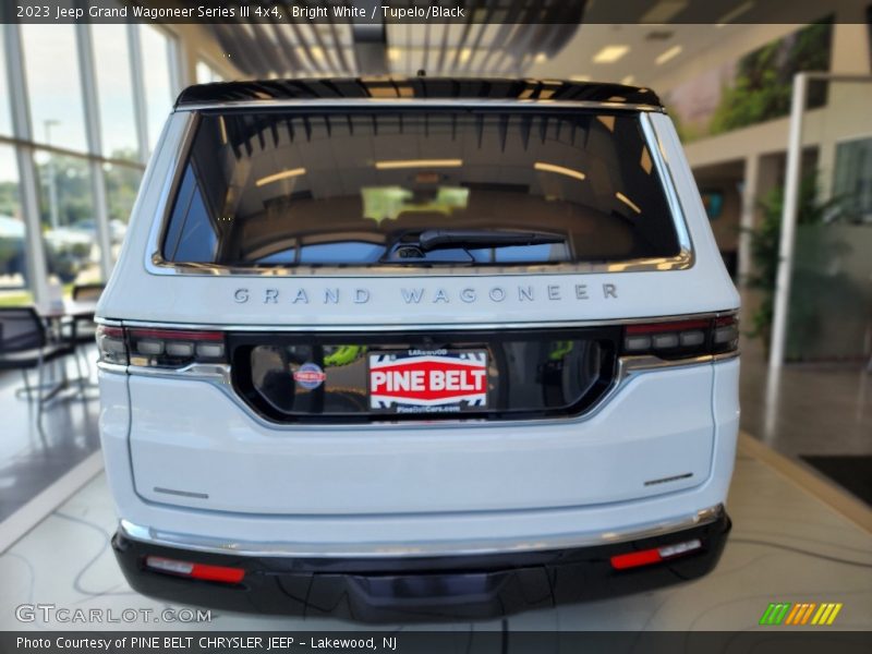 Bright White / Tupelo/Black 2023 Jeep Grand Wagoneer Series III 4x4