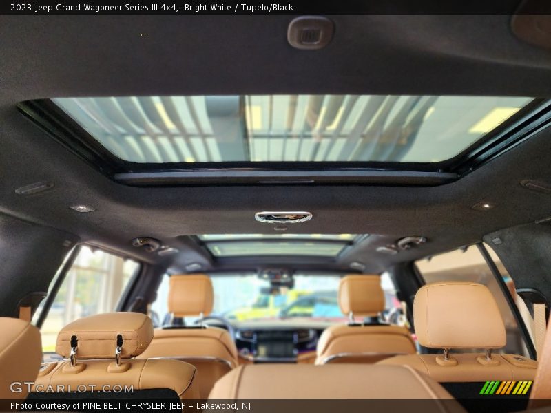 Bright White / Tupelo/Black 2023 Jeep Grand Wagoneer Series III 4x4